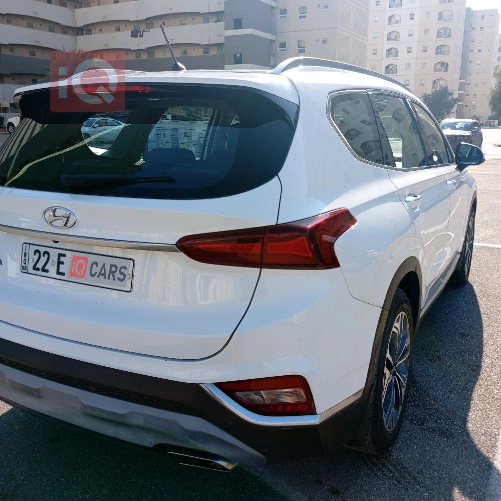 هيونداي سانتافي